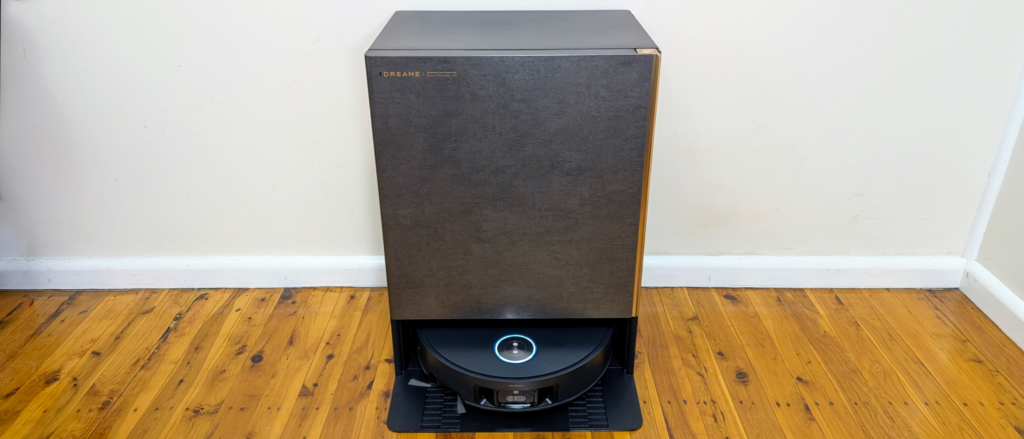 The Dreame Matrix10 Ultra: Advanced Robot Vacuum and Mop src 1fc9nvn featured