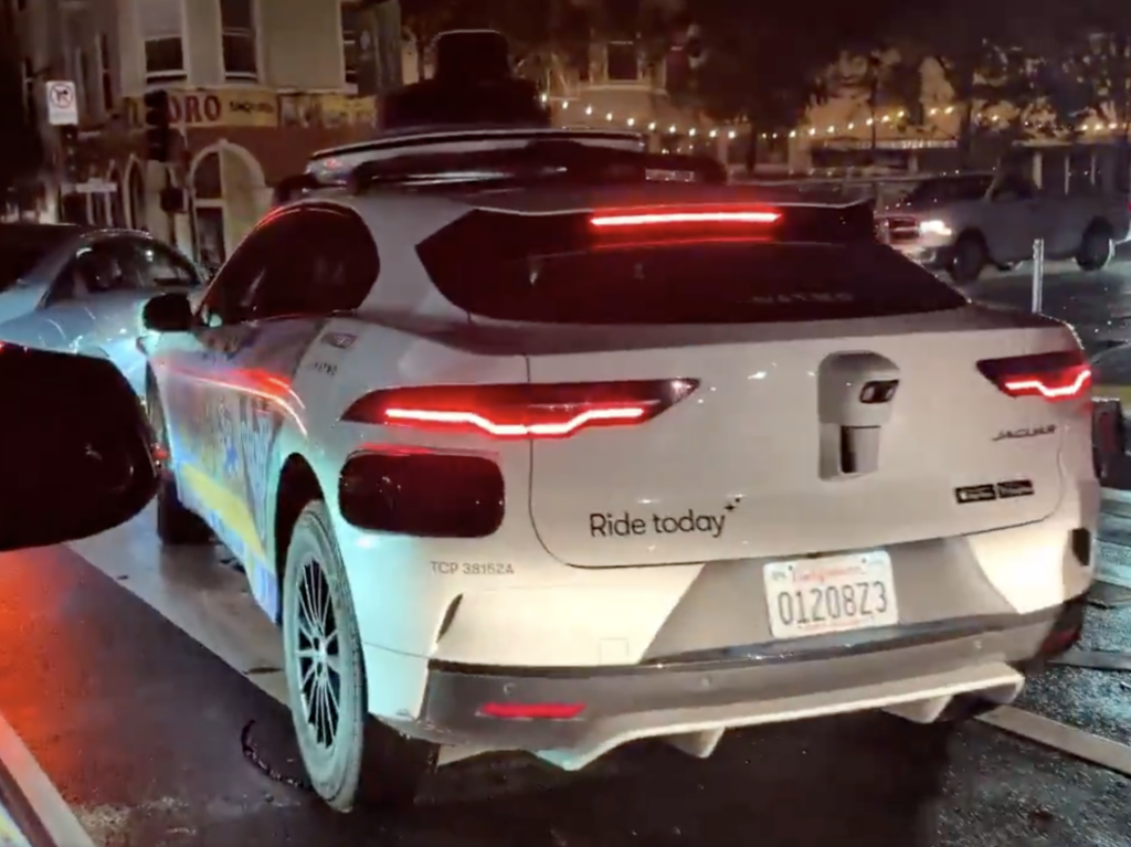 Waymo Suspends San Francisco Operations Amid Citywide Blackout, Autonomous Vehicles Stalled by Downed Traffic Lights src 1ny8319 featured