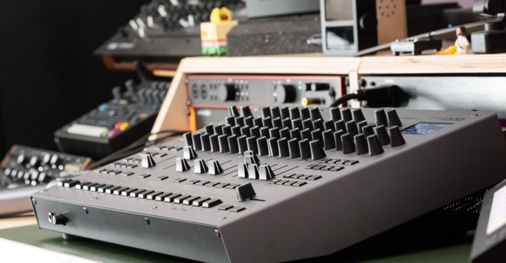 src 1tclqp1 featured